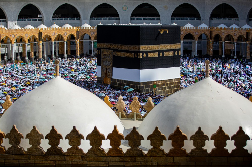 Hajj or Umrah? Key Differences and Which to Choose When