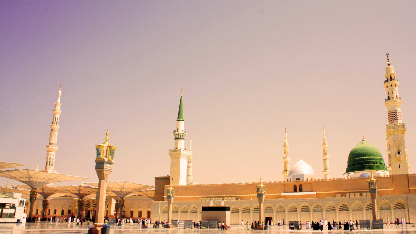 Ways to Stay Safe on Your Umrah Journey